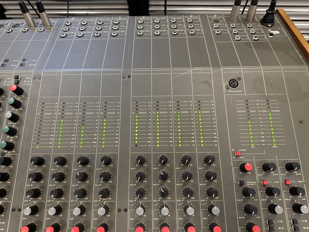 D&R Series 900 24-ch (untested)
