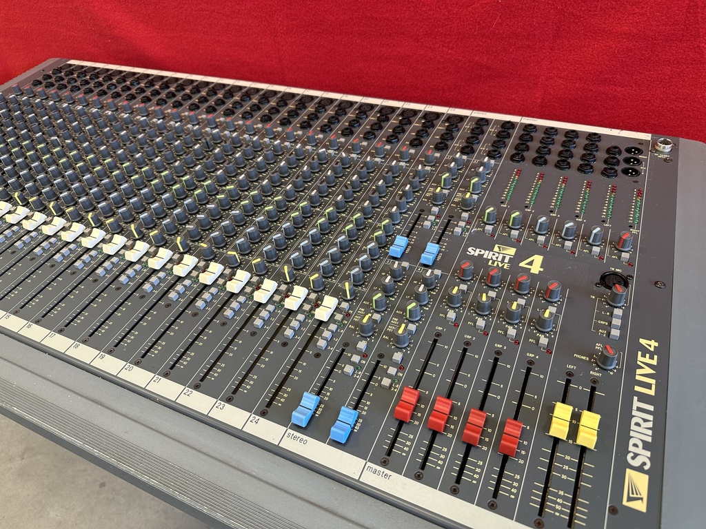 Soundcraft Spirit Live 4 (used)