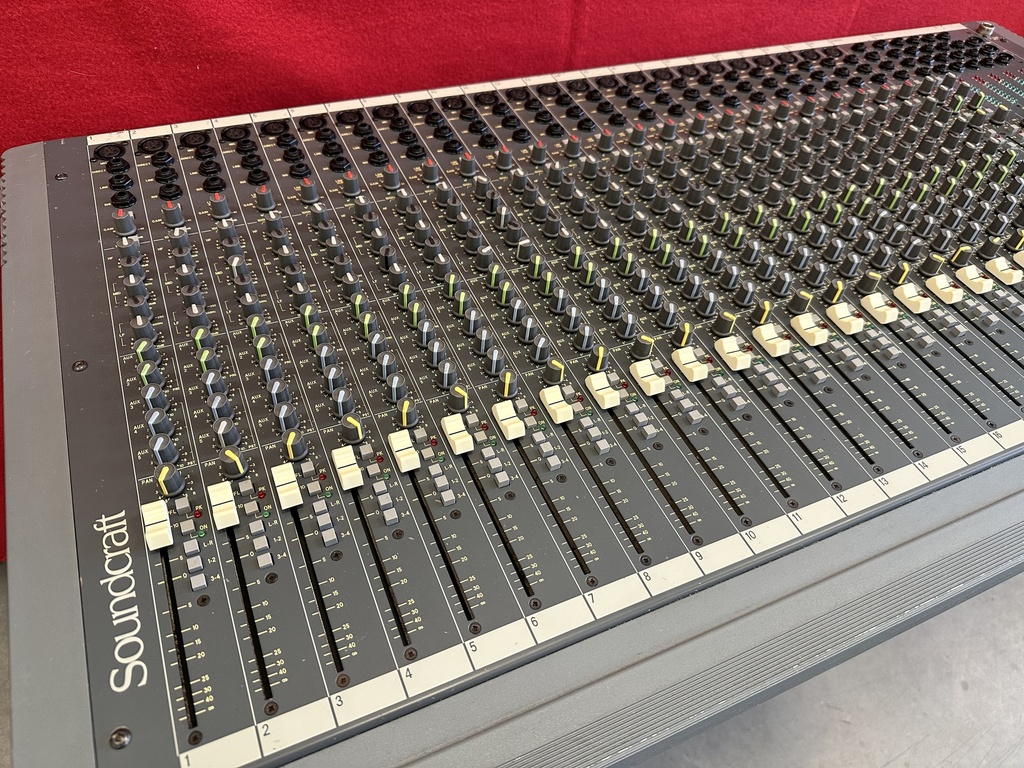 Soundcraft Spirit Live 4 (used)