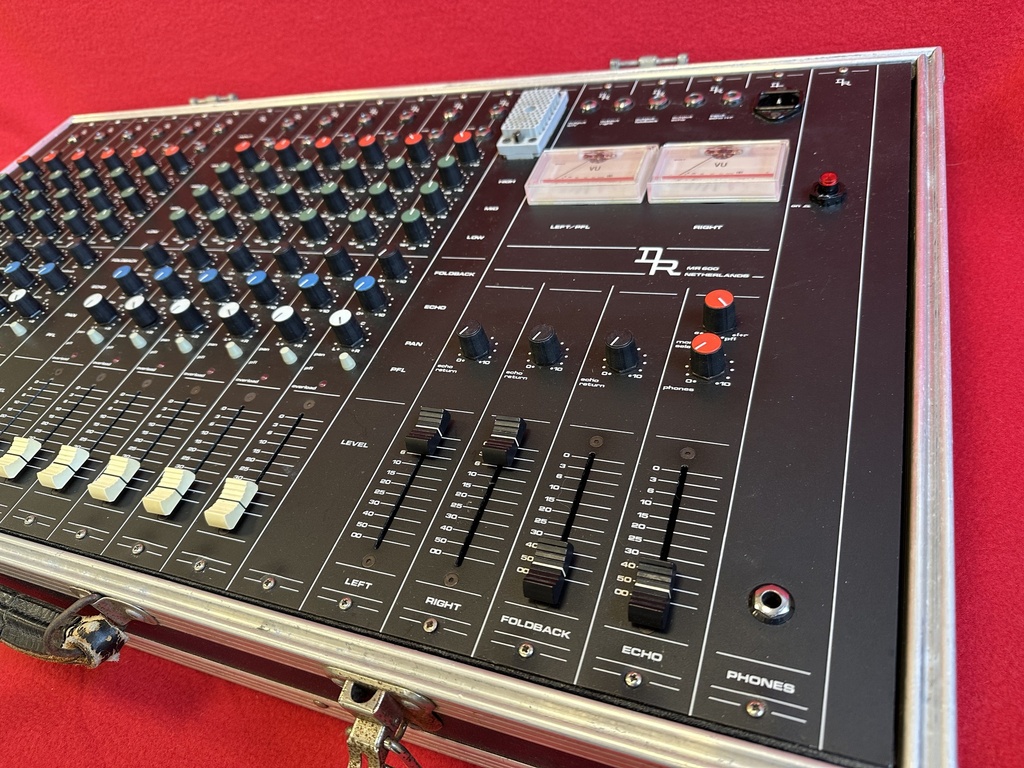 D&R MR600 12-ch (refurbished)