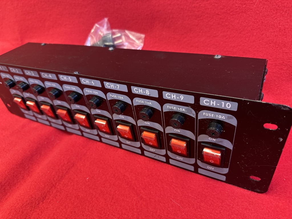 Showtec DJ Switch 10 Shuko (used)