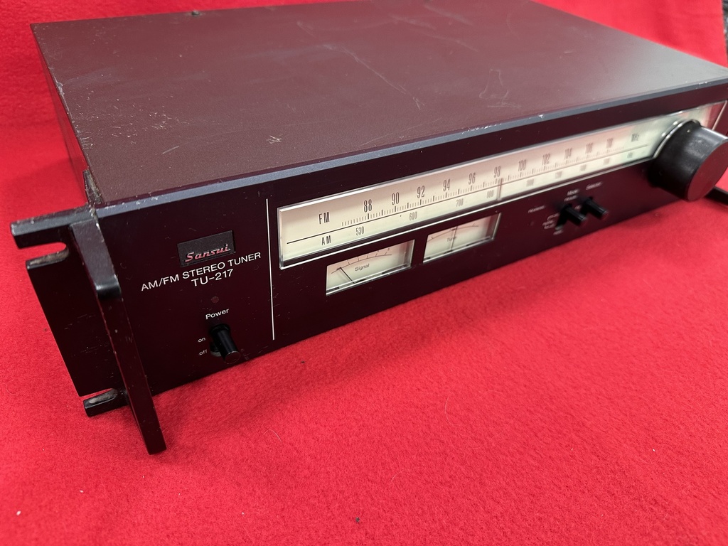 Sansui TU-217 rackmount
