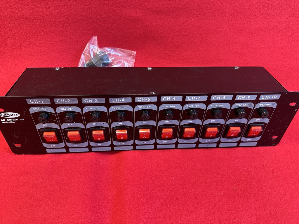 Showtec DJ Switch 10 Shuko (used)